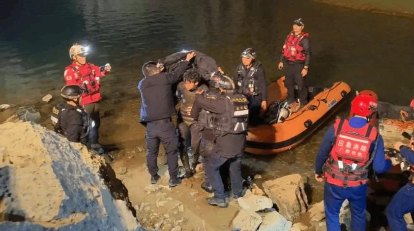Китайский дайвер прожил 5 дней под водой, питаясь пещерной рыбой